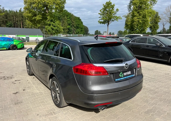 Opel Insignia cena 14900 przebieg: 261023, rok produkcji 2009 z Rymanów małe 92